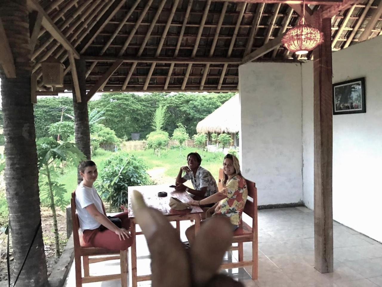 Melody Surf - Ekas Lombok Hotel Eksteriør billede