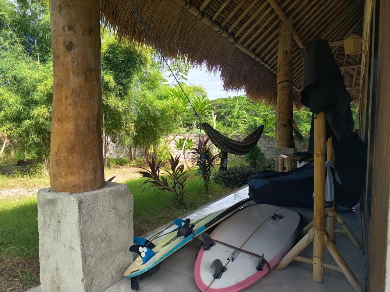 Melody Surf - Ekas Lombok Hotel Eksteriør billede