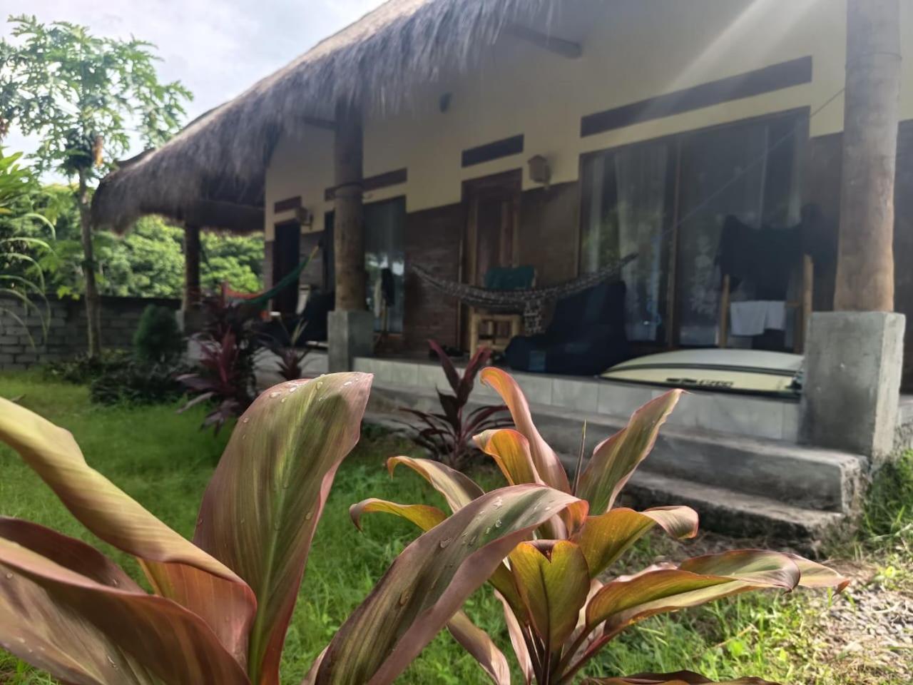 Melody Surf - Ekas Lombok Hotel Eksteriør billede